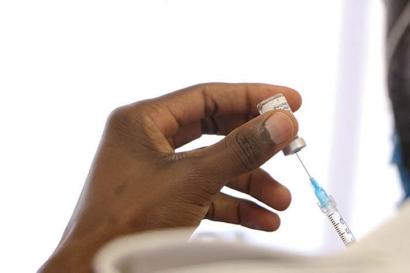 COVID-19 vaccine PIC: PHATSIMO KAPENG