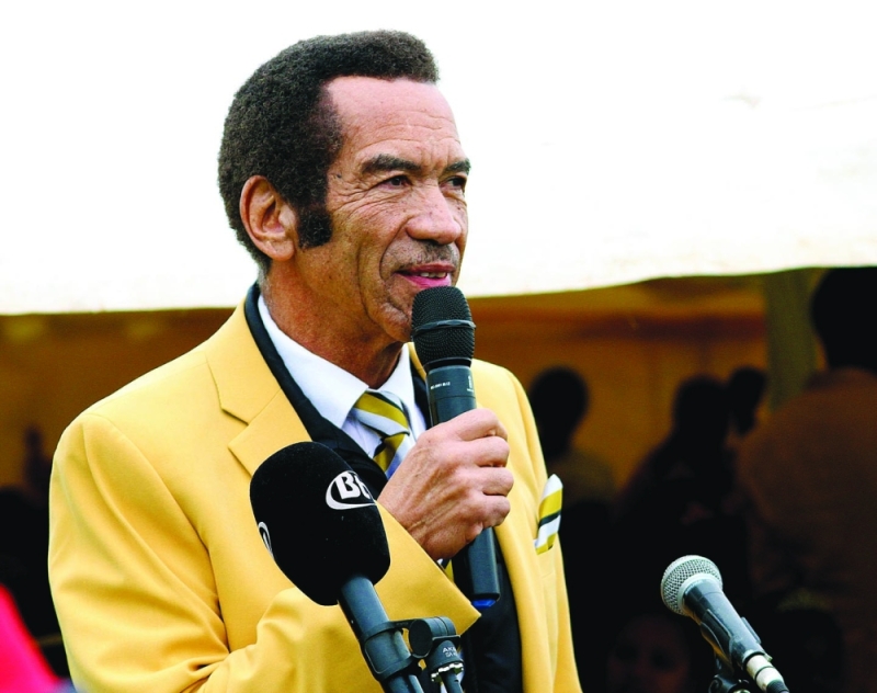Khama recently stated that he is contemplating to apply for asylum in SA