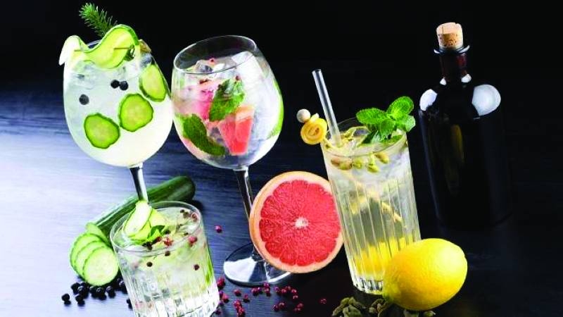 Gin and tonic