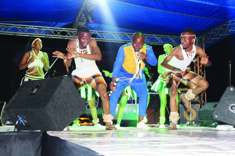 Balaakgosi on stage PIC: LESEDI MKHUTSHWA