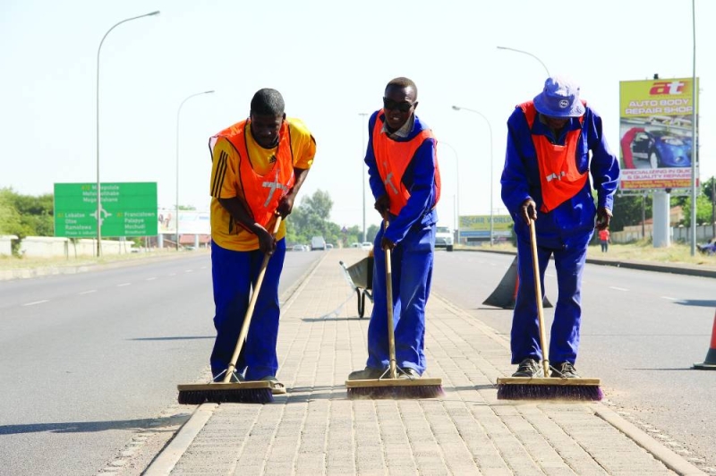 Ipelegeng workers