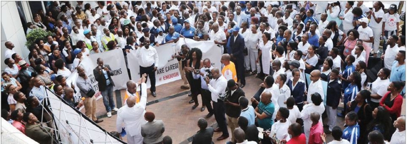 Before the parties involved reached an agreement, nurses extended a solidarity hand to doctors