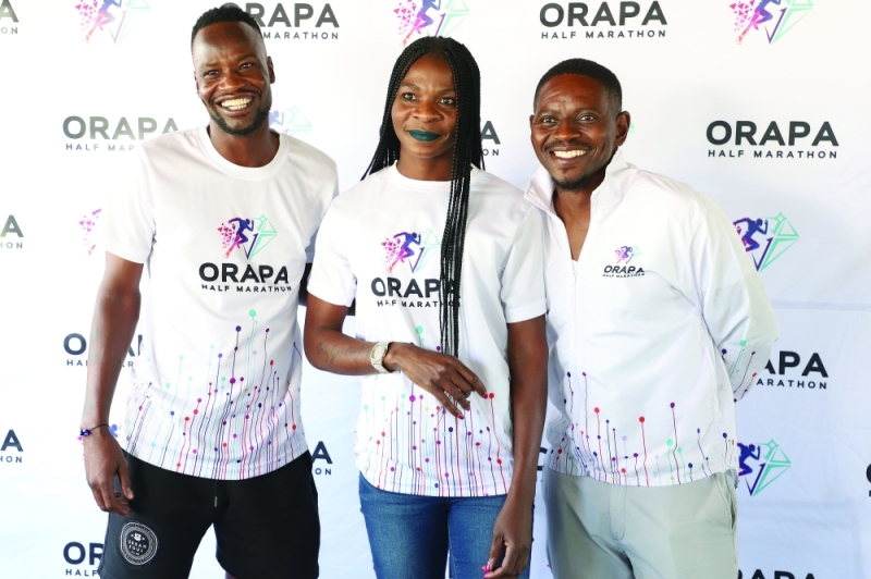 On the wrong side? Amos (right) pictured with Amantle Montsho and Diphetogo Selolwane PIC: KENNEDY RAMOKONE