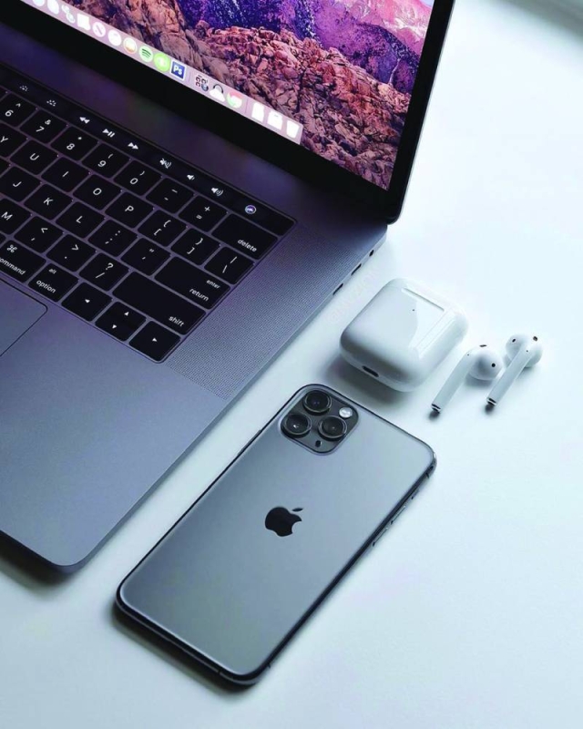 Laptops, iphone stolen in Phakalane early morning raid - Vimarsana News