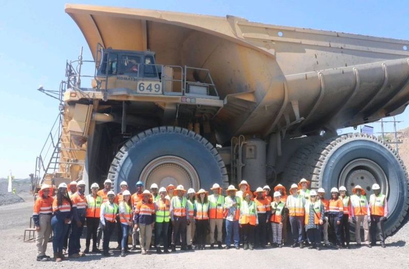 On the ground: The G7 technical team poses for a picture with Debswana officials during a tour of Jwaneng Mine last week PIC: DEBSWANA