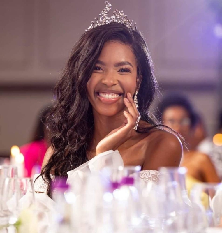 MIss Botswana Lesego Chombo Leaves for Miss World