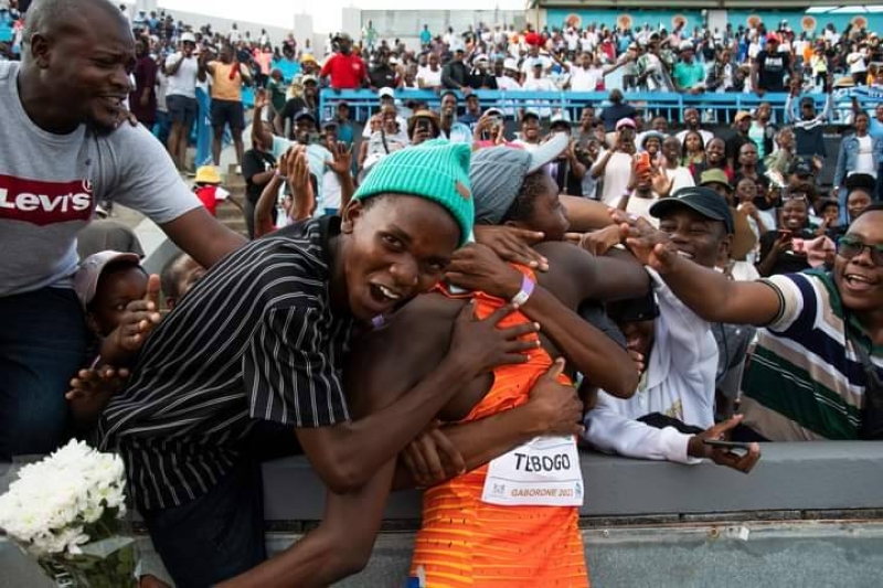 A showdown is looming between the government and the organisers of the inaugural Botswana Golden Prix as an ownership wrangle ensues, MmegiSport has learnt.