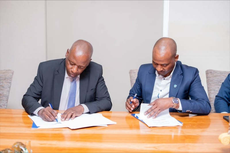 Deal done: Siwawa and Modise at the MoU signing ceremony last week