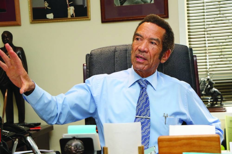 Autlwetse holds political grudge – Khama - Vimarsana News