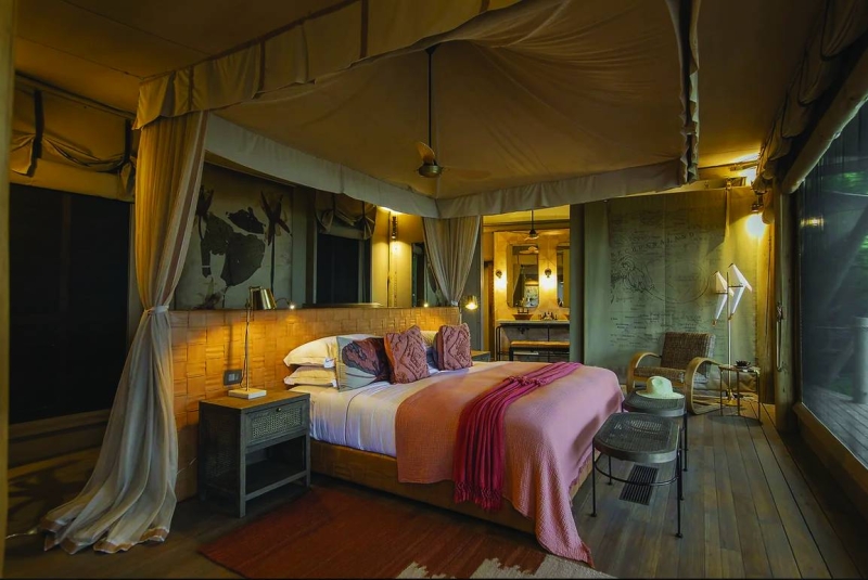DumaTau Camp.PIC.BOTSWANASAFARICOMPANY.COM