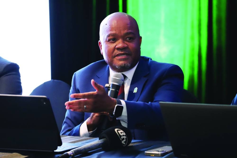 Bidding war heats up for StanChart