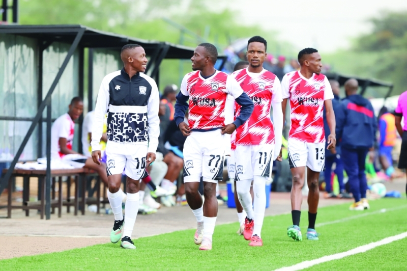 Societies model: Football clubs’ trauma bond