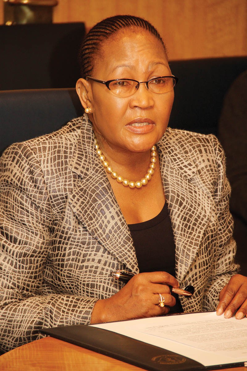 BoB govenor Linah Mohohlo
