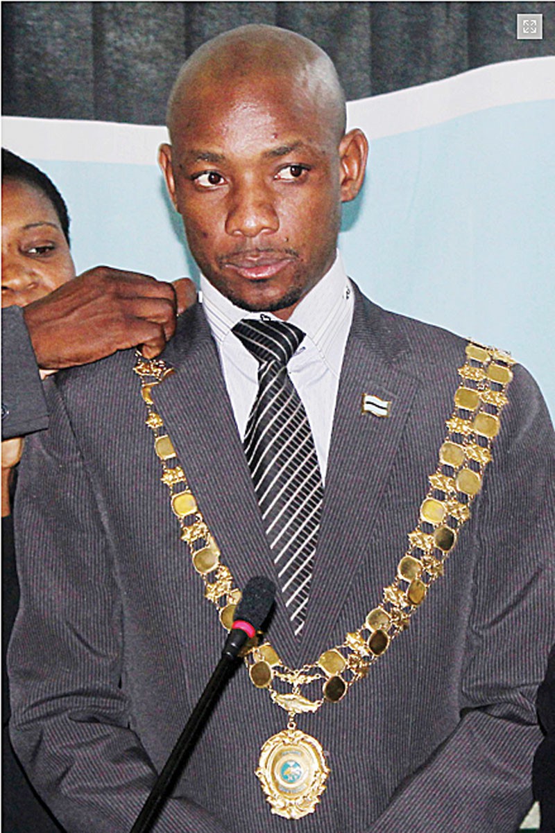 Tsietsi Oodira- Kwenje