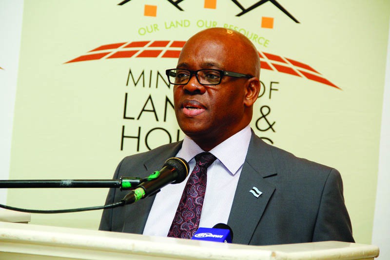 Raphaka flashes BDP colours at housing forum :: Mmegi Online