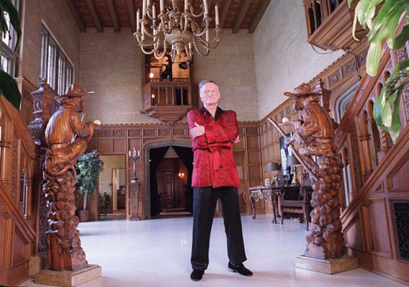 Playboy mansion for sale - and it comes with Hugh Hefner :: Mmegi Online