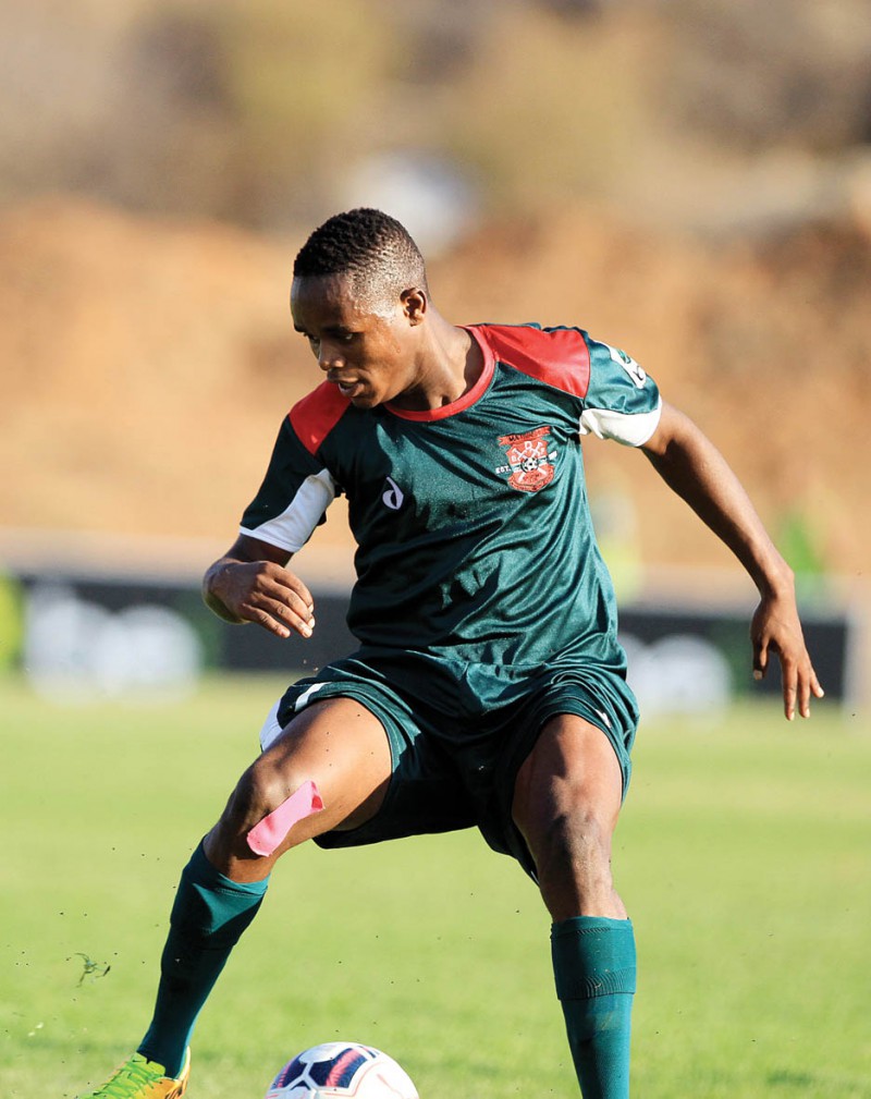 Seakanyeng has signed a three year deal with GU