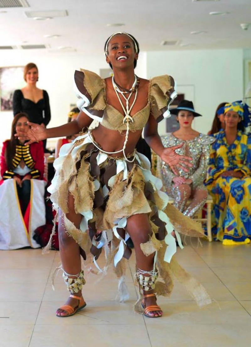 Gaelebale exhibiting a dance during the Miss World preparations