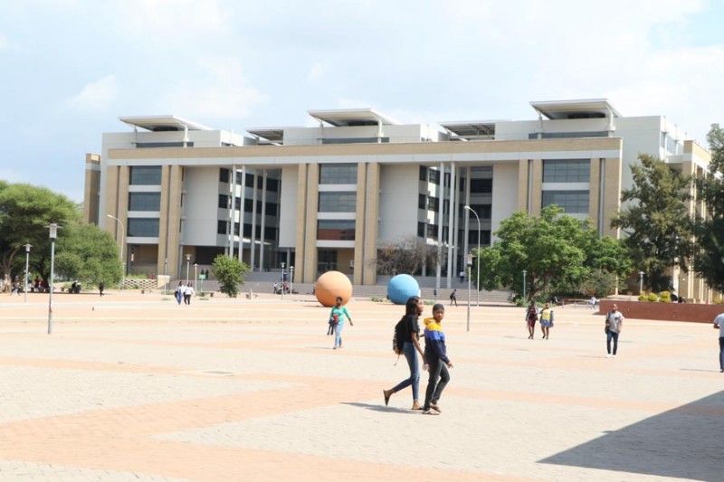 University of Botswana PIC: MORERI SEJAKGOMO