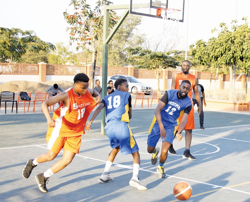Troopers VS Spartans. PIC PHATSIMO KAPENG.
