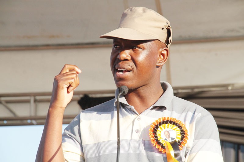 Ketlhalefile Motshegwa
