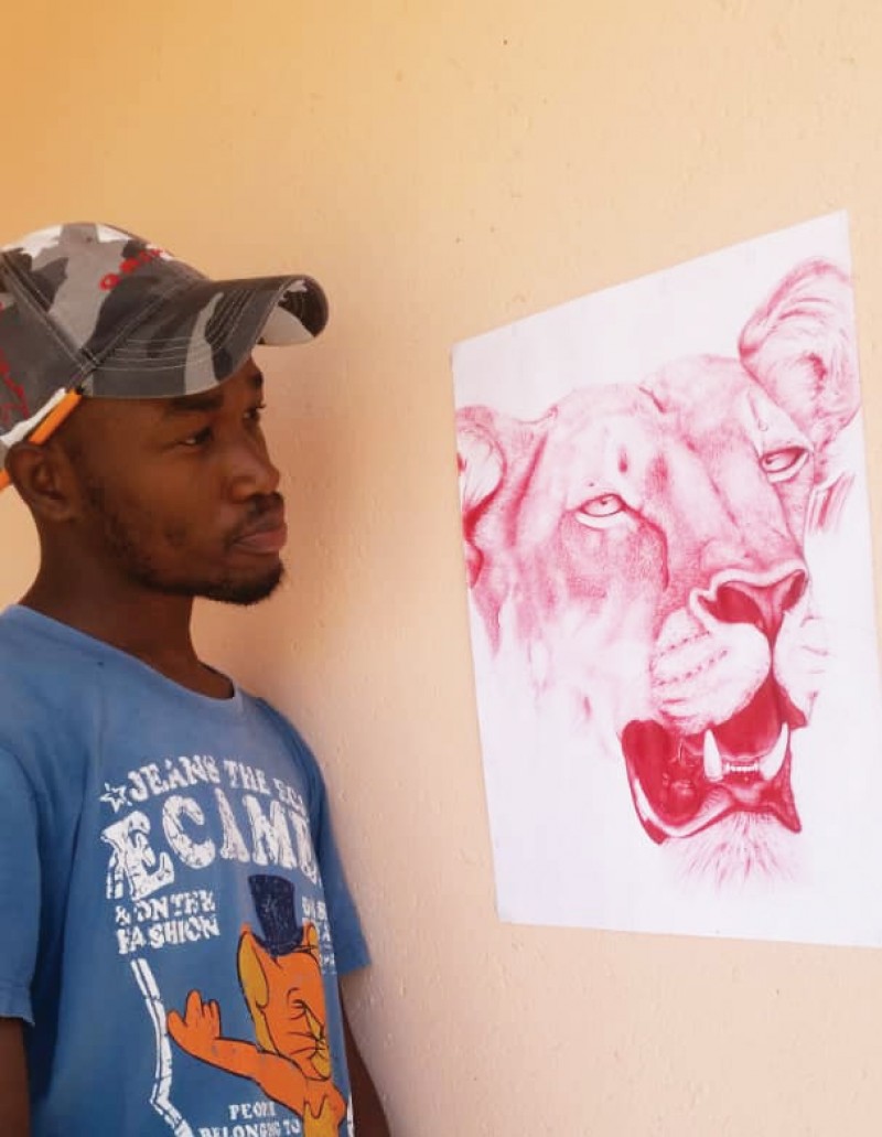 Art gives Kgomotso the opportunity to express the feelings and thoughts as wel as relax his mind