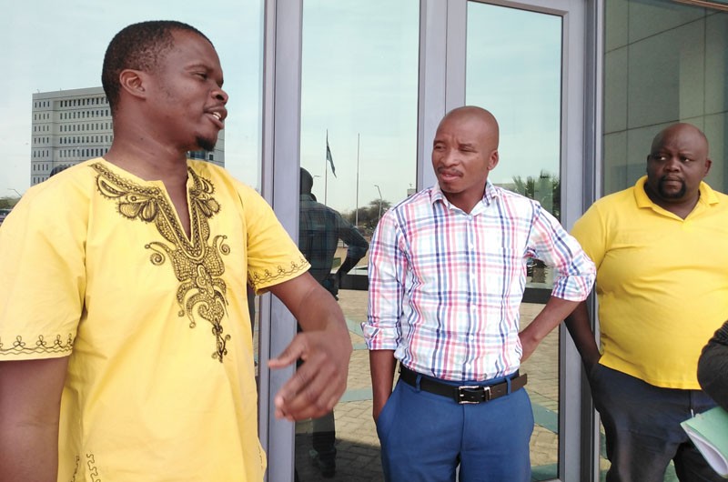 Celsius Rampe (centre). PIC: TSAONE BASIMANEBOTLHE